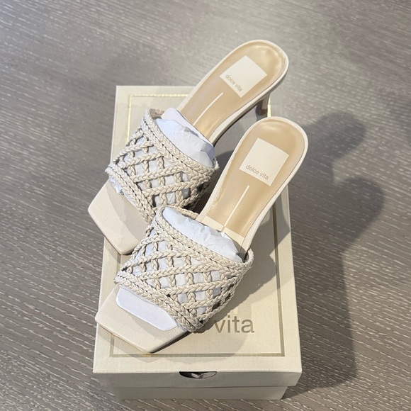 Dolce Vita Shoes - Dolce Vita Bowen Sandals - Size 8.5
